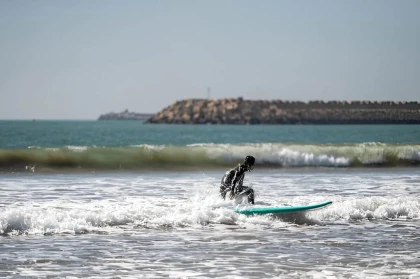 Cours particuliers de surf à Agadir - Tourisme Agadir Souss-Massa