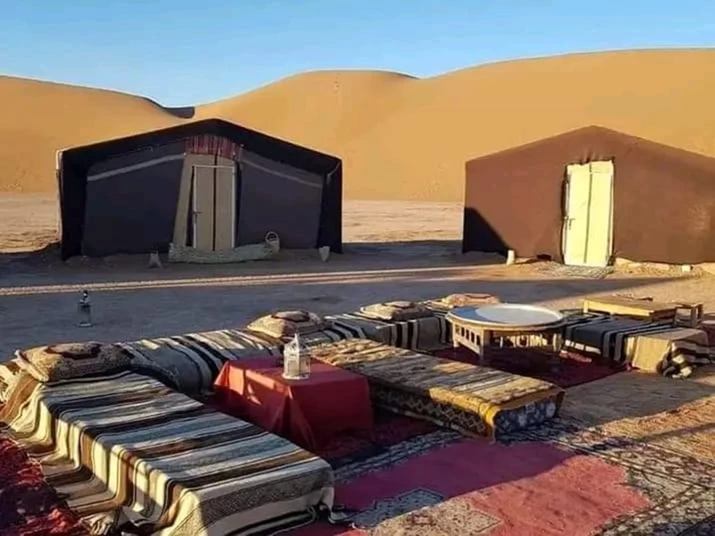 From Foum Zguid to the dunes of Chegaga for 2 nights bivouac and one on Lake Iriki: 4 days - 3 nights. - Tourisme Agadir Souss-Massa